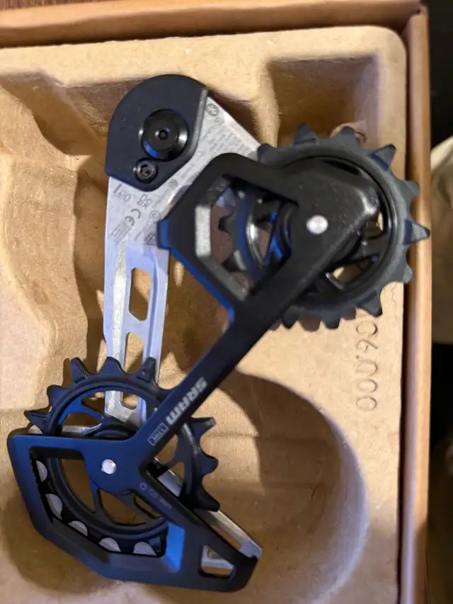 brand new SRAM XX AXS T-type derailleur cage assembly in Frames & Parts in Calgary - Image 3
