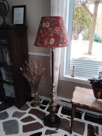 Lampe de salon antique