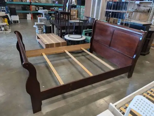 QUEEN SIZE SLEIGH BED FRAME WITH SLATS in Beds & Mattresses in Delta/Surrey/Langley - Image 6