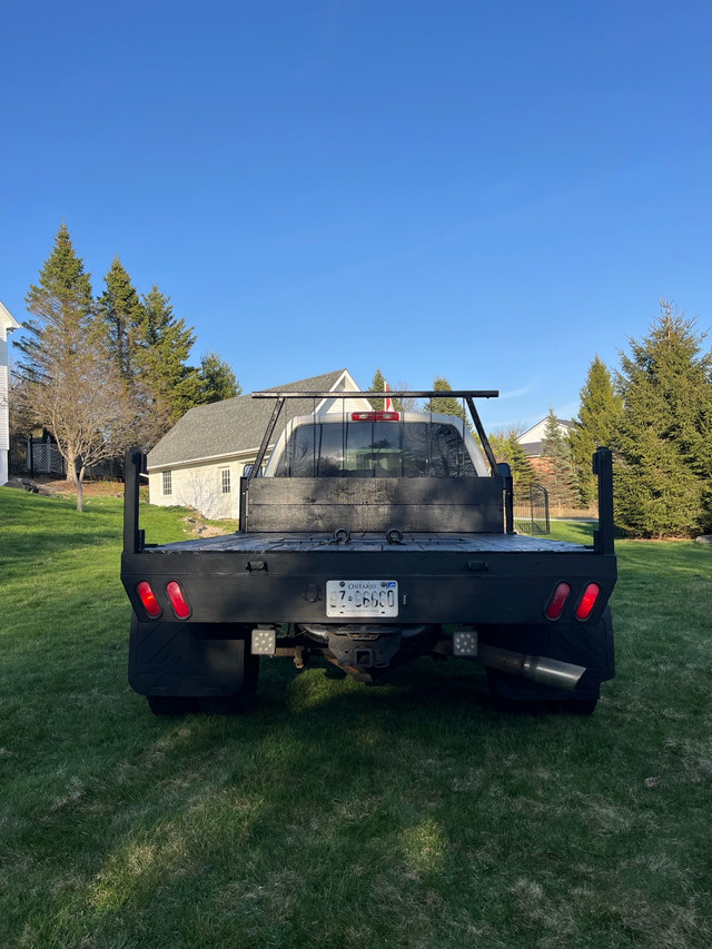 Dodge Ram 3500 Flatbed Hauler in Cars & Trucks in Oakville / Halton Region - Image 4