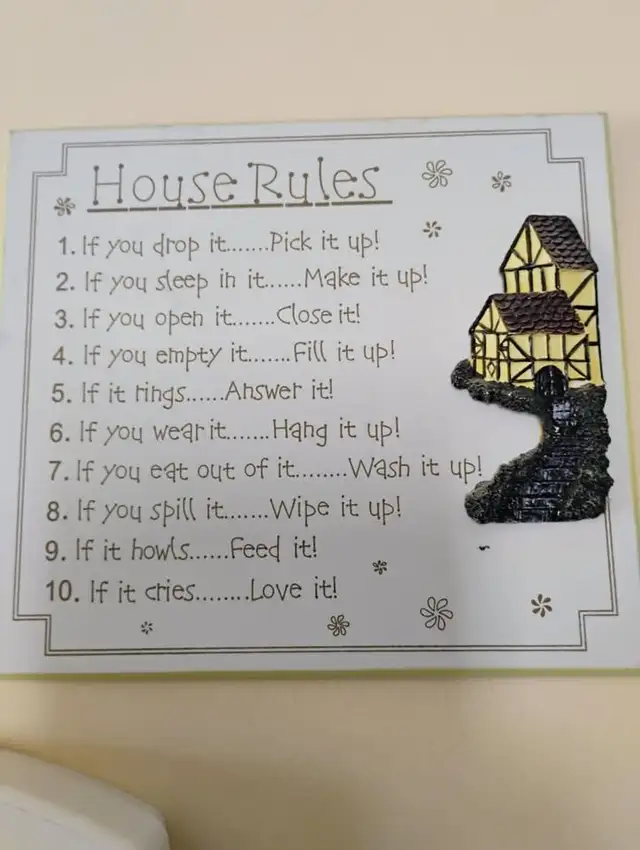 Very lovely wood ,wall decorations/Rockland in Home Décor & Accents in Ottawa - Image 3