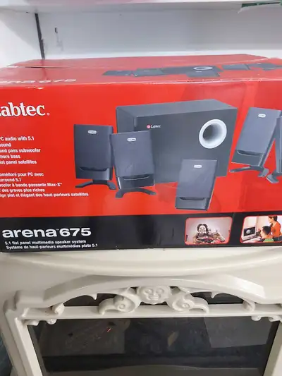 Labtec Arena 675 Speakers new in box, View more