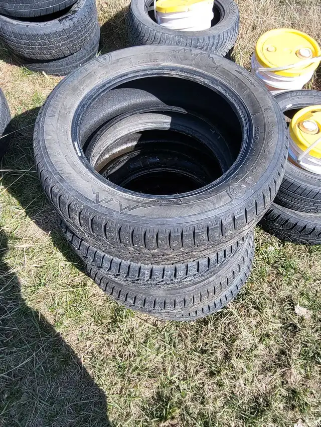 Car tires in Cars & Trucks in 100 Mile House - Image 3