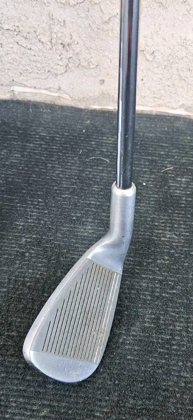 Tech Plus Oversize golf club in Golf in Edmonton - Image 6