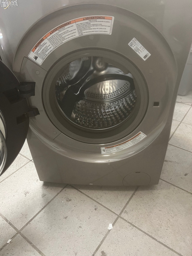 27”whirlpool washer almost new Not working  in Washers & Dryers in City of Toronto - Image 2