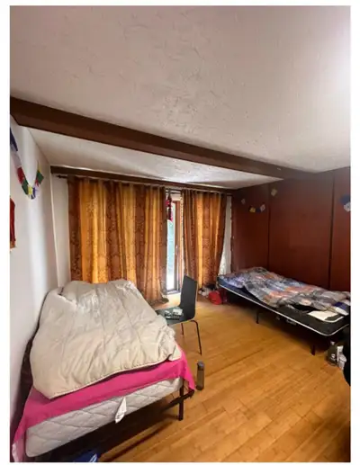 A nice and clean furnished bedroom available now **Room furnished with table chair, bed/ mattress an...