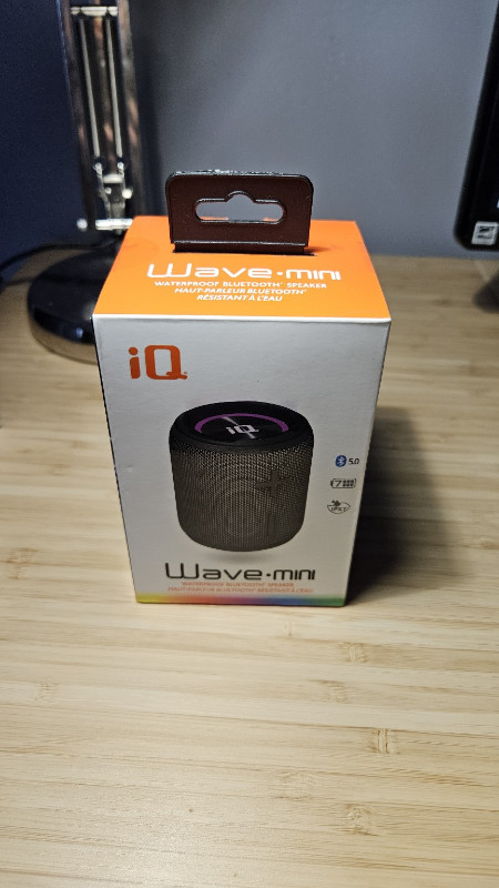 Brand New iQ Wave Mini Waterproof Bluetooth Speaker in Speakers in Pembroke