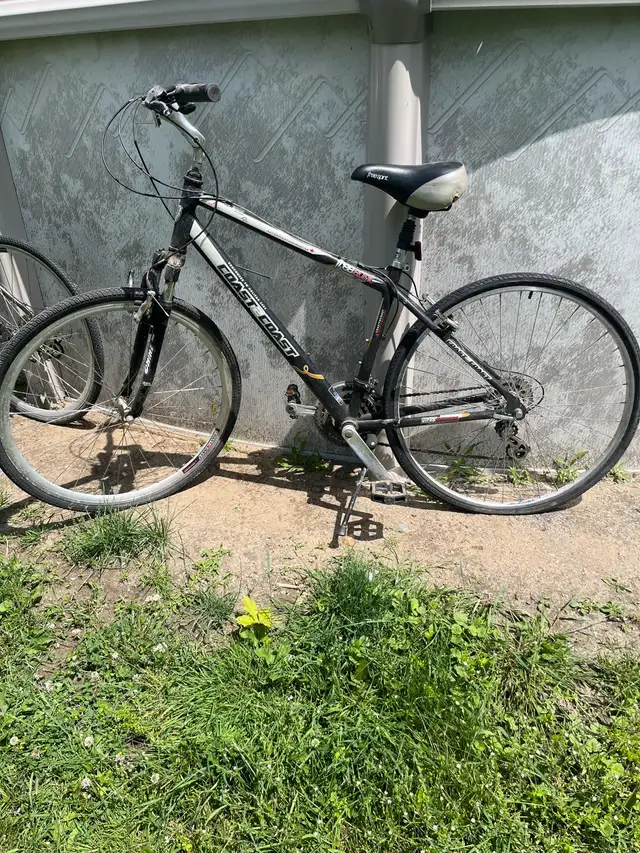 2 vélos tel quel in Cruiser, Commuter & Hybrid in Longueuil / South Shore - Image 4