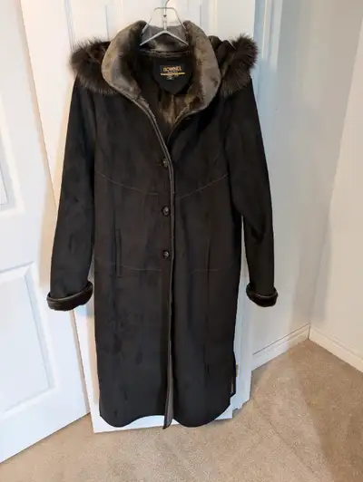 Ladies Coat full length microsuede with fox fur collar, View more