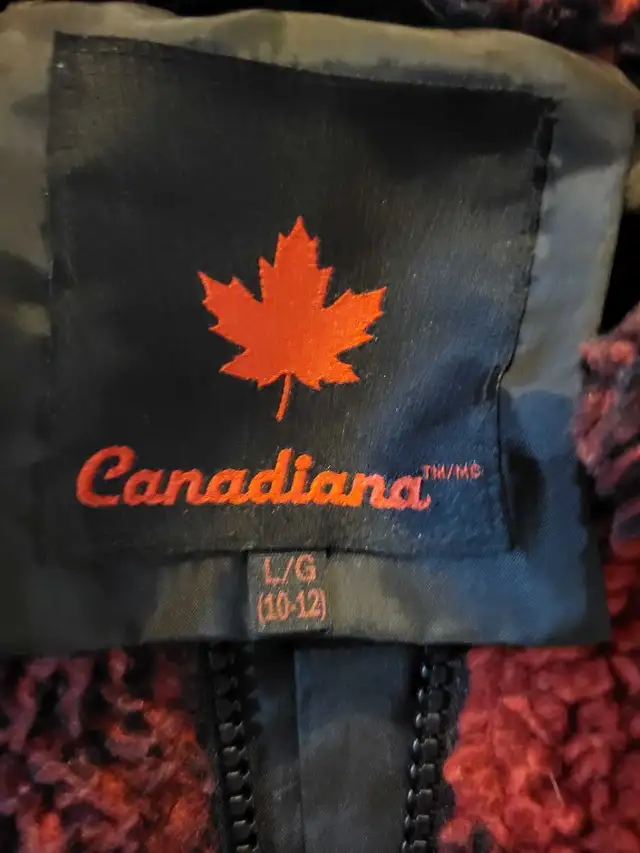Canadiana Jacket - youth size 10/12 in Kids & Youth in St. Catharines - Image 3