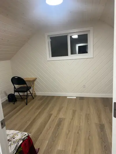 Apartment for Rent – All Inclusive Working people with proof of work required . Beautiful and spacio...