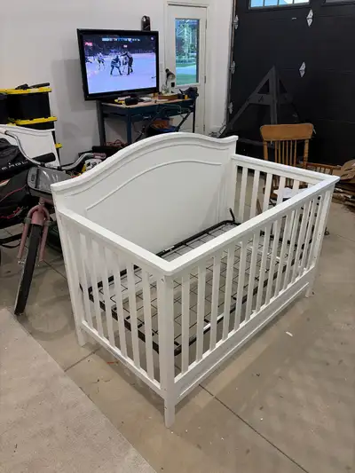 DaVinci Charlie Crib, View more