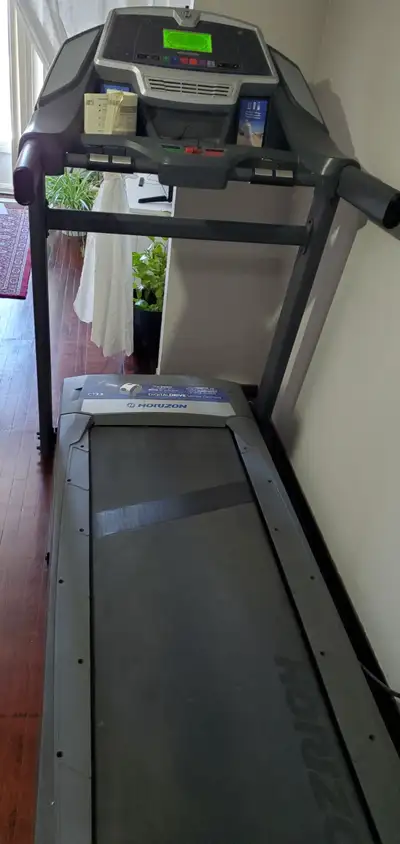 Treadmill bought from Canadian tire, lightly used.