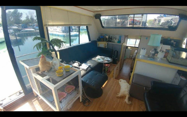 1986 Gibson Houseboat, W hull, live aboard boat in Powerboats & Motorboats in St. Catharines - Image 2
