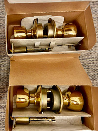 2 Schlage Door Knobs