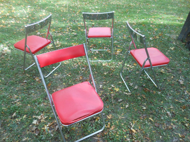 vintage 80$ pour  4 chaise pliante retro annee 60- dans Chaises, Fauteuils inclinables  à Longueuil/Rive Sud