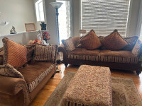 Living Room Set (Sofa,Loveseat and Ottoman)