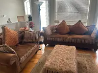 Living Room Set (Sofa,Loveseat and Ottoman)