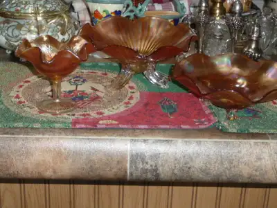 3 Beautiful Pieces of Vintage Marigold Carnival Glass. 2 Bowls With 3 Feet And 1 Long Stemmed Compot...