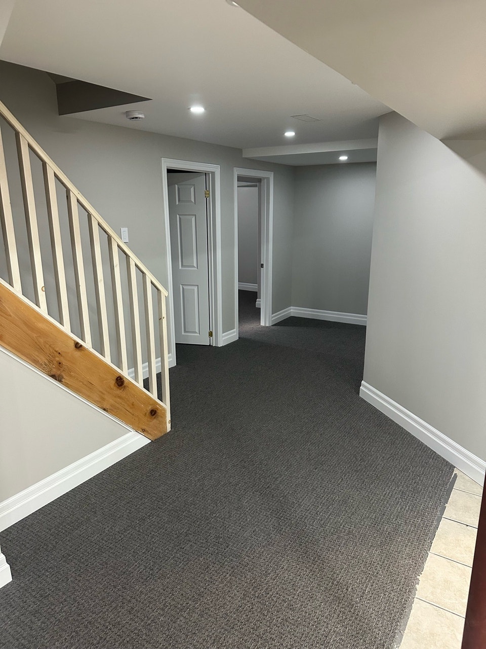 2 bedroom rental in Burlington 4