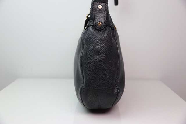 Michael Kors handbag in Women's - Bags & Wallets in Gatineau - Image 3