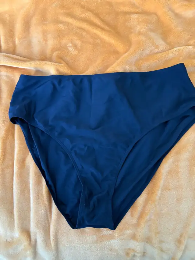 Brand New Plus Size Swim Dress Set 4XL – Black in Women's - Dresses & Skirts in Kitchener / Waterloo - Image 7