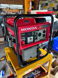Honda EM3000c Generator 