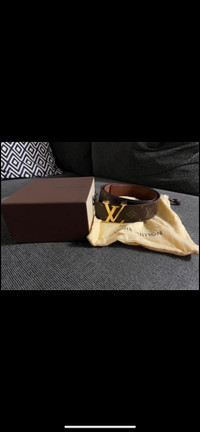 100% Authentic Louis Vuitton Monogram Canvas LV Initiales Belt