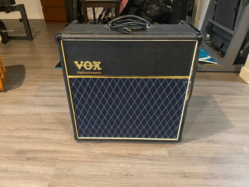 Vox guitar amp for sale  