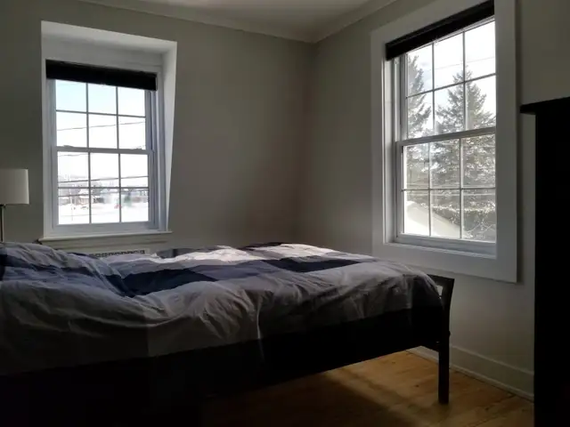 Jumelé rénové et équipé. Quartier du manoir à Arvida. $2400/m in Long Term Rentals in Saguenay - Image 6