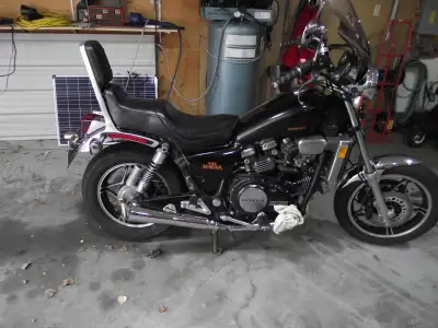 This is a running riding Honda 750 magna . I bought it to repair my own 750 that was hit in a parkin...