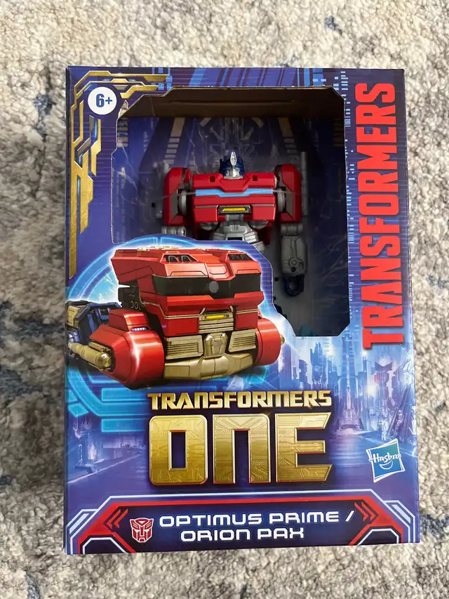 Transformers ONE Optimus Prime Orion Pack in Toys & Games in City of Toronto - Image 2