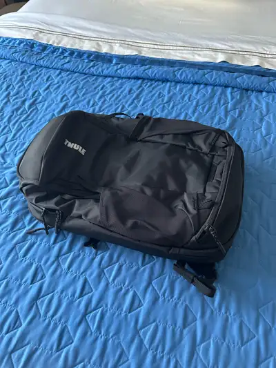 Never used, doesn’t fit with my style of packing. https://www.thule.com/en-ca/backpacks/laptop-backp...