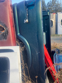 Rust free S-10 6’ truck box!!! 
