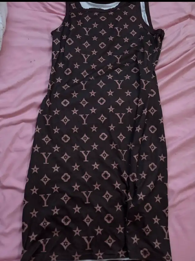 Brown dress 