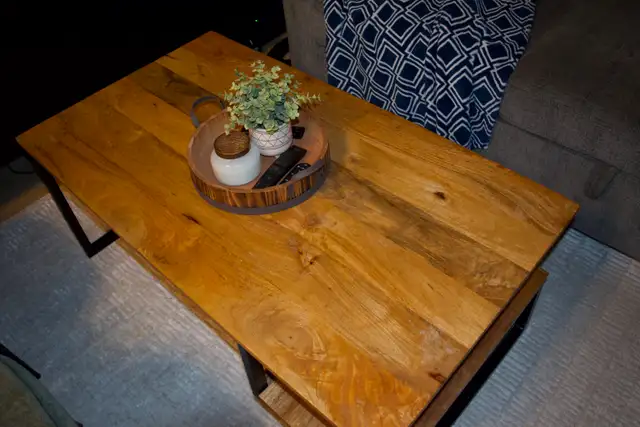 Wayfair Coffee Table (Wood and Black Steel) in Coffee Tables in City of Toronto - Image 4
