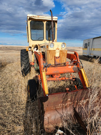 830 Case with Loader $2500