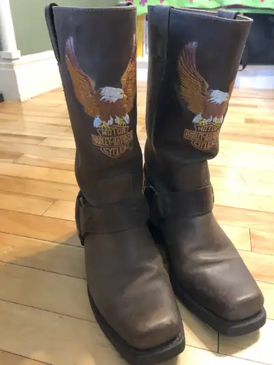 Harley Davidson Motorcycle Boots - Excellent condition $100 Size is women European 39 which is appro...