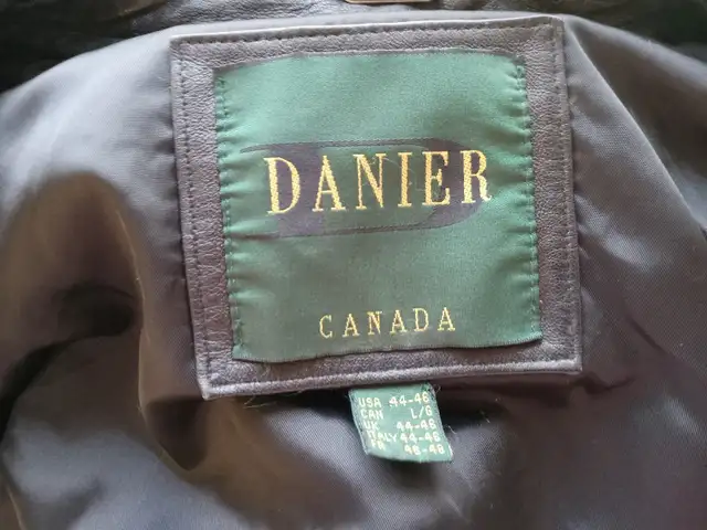 DANIER  ..  MEN's  BLACK  LEATHER  COAT  ..  LRG63362357602947121