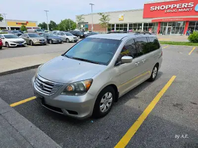 2008 Odyssey EX 245,00 km as of now Power doors Selling As-IS