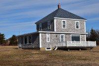 Oceanfront Cottage (weekly rental) in Broad Cove, NS