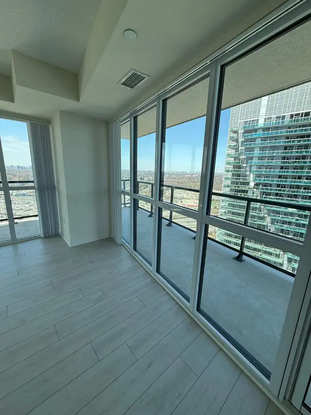 Condo assignment in Condos for Sale in City of Toronto - Image 9