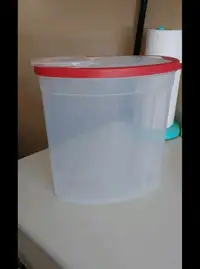 Cereal/food containers