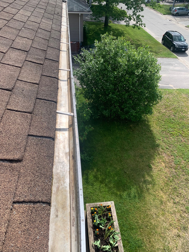 Gutter Cleaning & Reapir in Cleaners & Cleaning in North Bay - Image 2