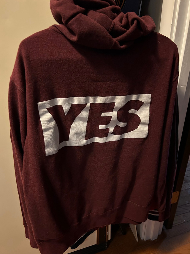 Daniel Bryan YES Hoodie WWE Wrestling Large Booth 276 in Men's in Edmonton - Image 2