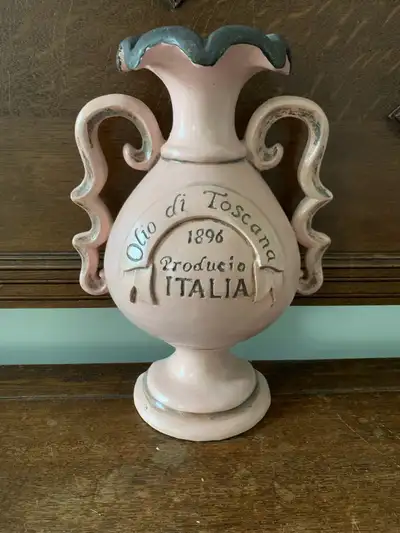 Olio di Toscana Vase wall decor, View more