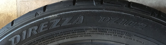 Set de 3 pneus Dunlop Direza DZ102 -  215/55R17 94V (8/32) dans Pneus et jantes  à Ville de Montréal - Image 2