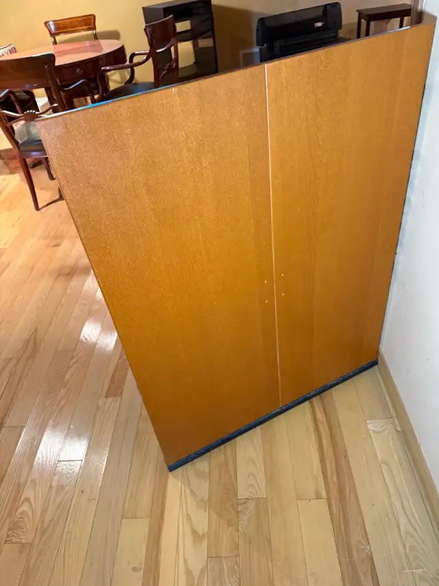 Bibliothèque 41 pouces haut x 31,5 large x 13,75 profond in Bookcases & Shelving Units in Longueuil / South Shore - Image 6