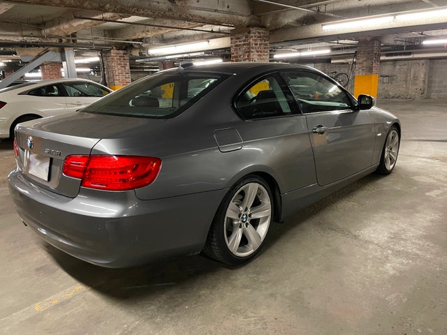 2011 BMW 328i Coupe MANUAL – Low KM (89,900 km), Rare 6-Speed! — photo 3