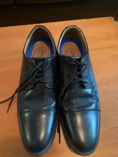 Men’s black dress shoes size 9.5, View more